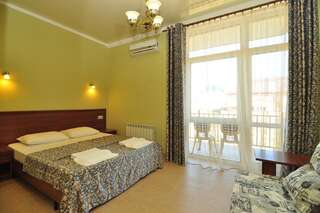 Гостиница «Венус» Нижнее Джемете Двухместный номер с 1 кроватью или 2 отдельными кроватями и балконом-37